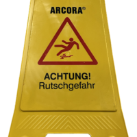 Warnschild Achtung Rutschgefahr